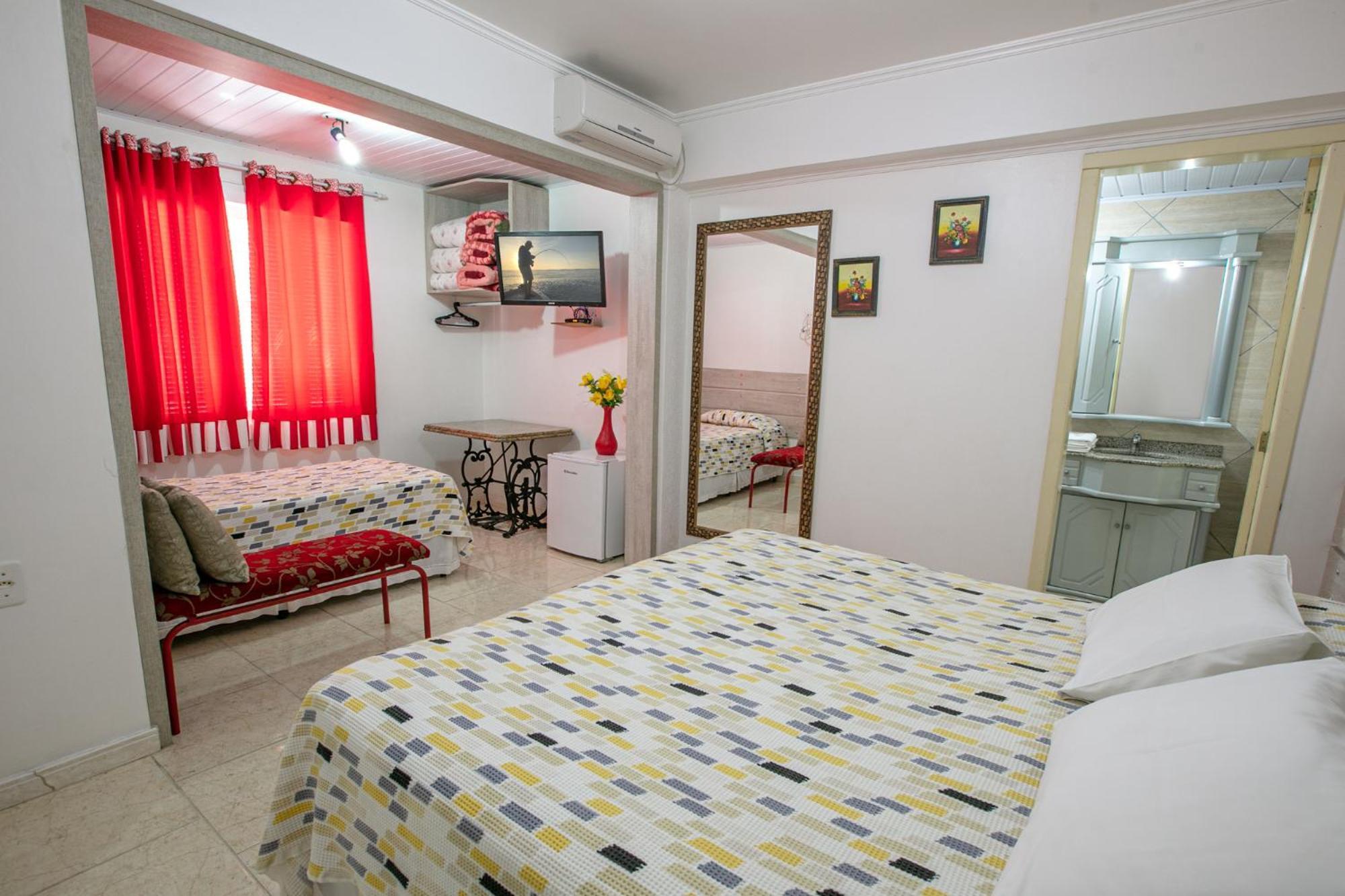 Hotel Pousada Casa Tasca Бенту-Гонсалвис Экстерьер фото