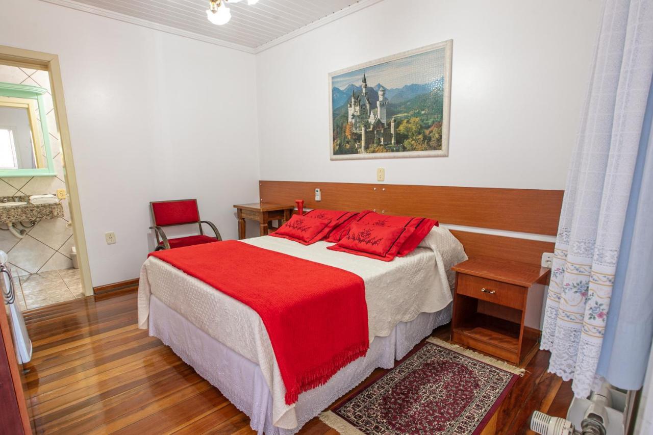 Hotel Pousada Casa Tasca Бенту-Гонсалвис Экстерьер фото