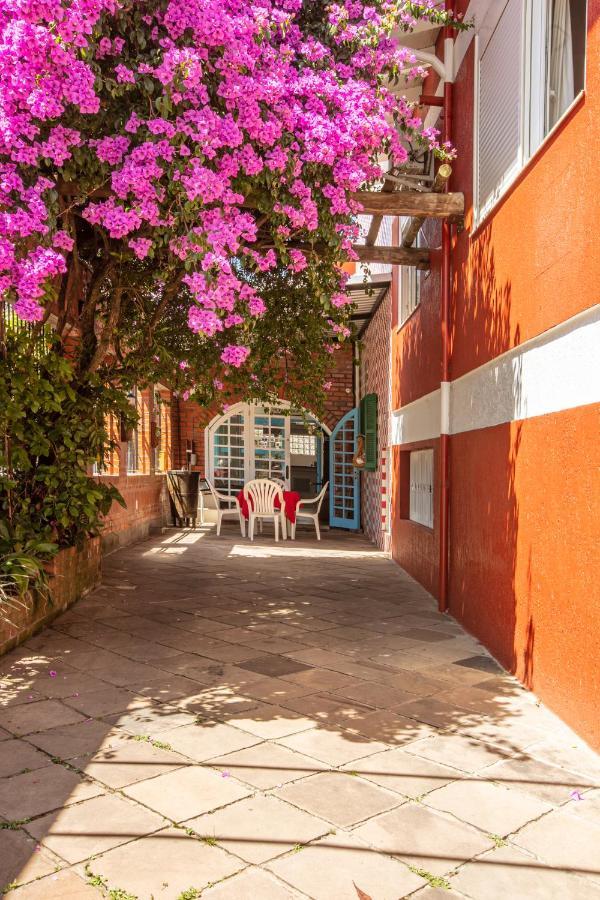 Hotel Pousada Casa Tasca Бенту-Гонсалвис Экстерьер фото