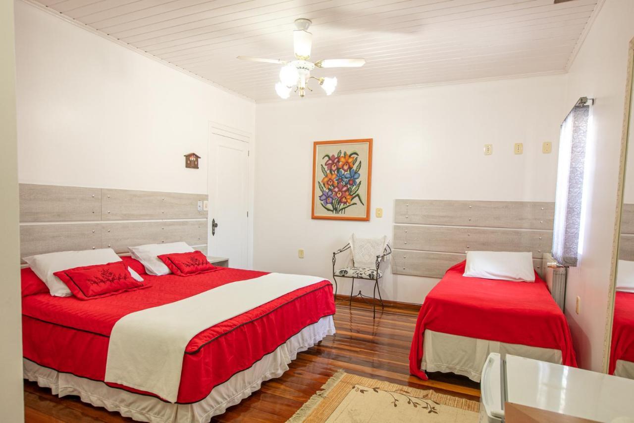 Hotel Pousada Casa Tasca Бенту-Гонсалвис Экстерьер фото
